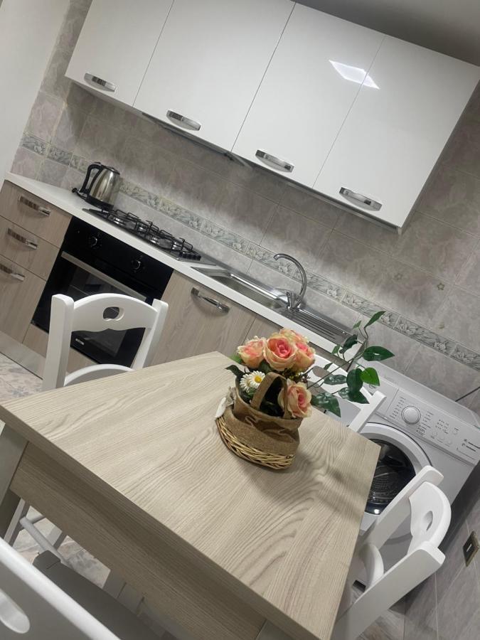 Casa Vacanza La Serenella Apartment Napoli Ngoại thất bức ảnh